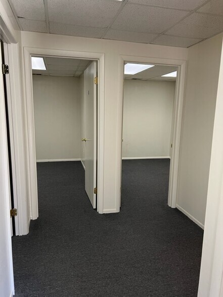 More Photos Of 3525 Ellicott Mills Dr, Ellicott City Office For Lease