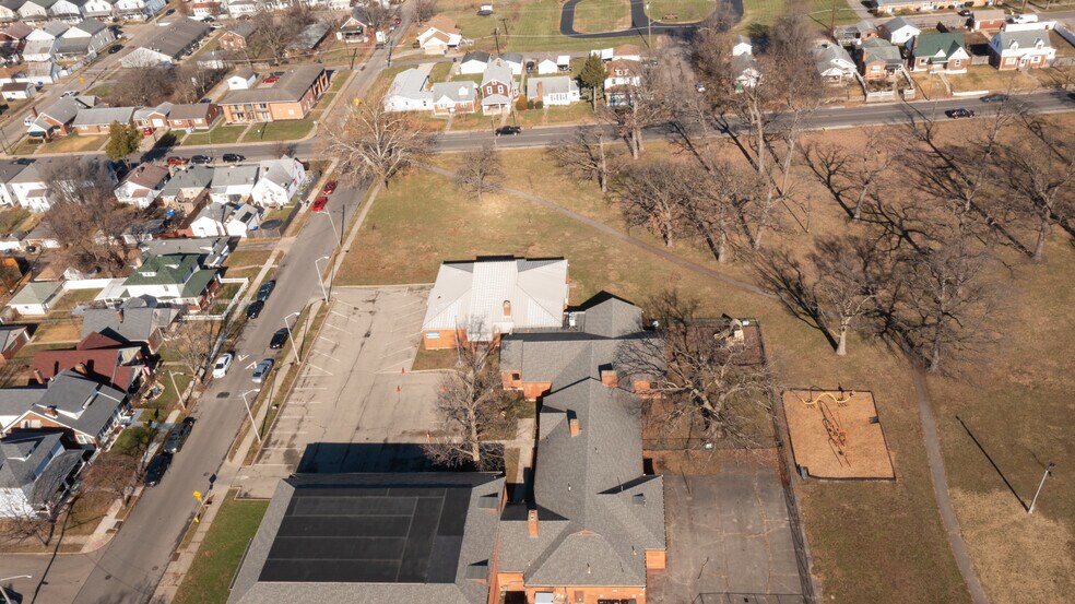 More Photos Of 238 Baltimore Ave, Dayton Daycare Center For Lease