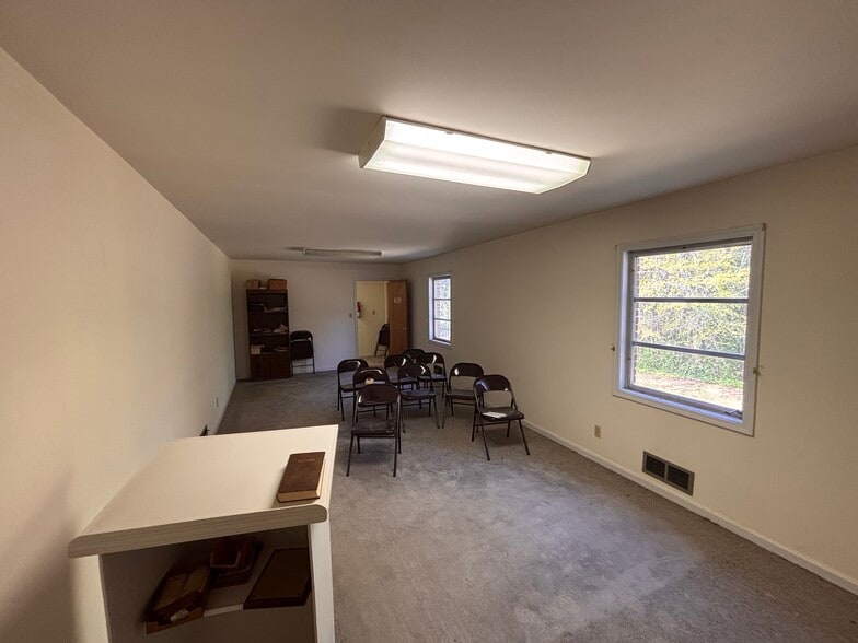 More Photos Of 1147 Panola Rd, Stone Mountain Religious Facility For Sale