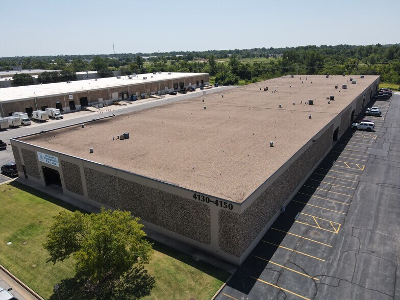 More Photos Of 4130-4150 Will Rogers Pky, Oklahoma City Warehouse For Lease