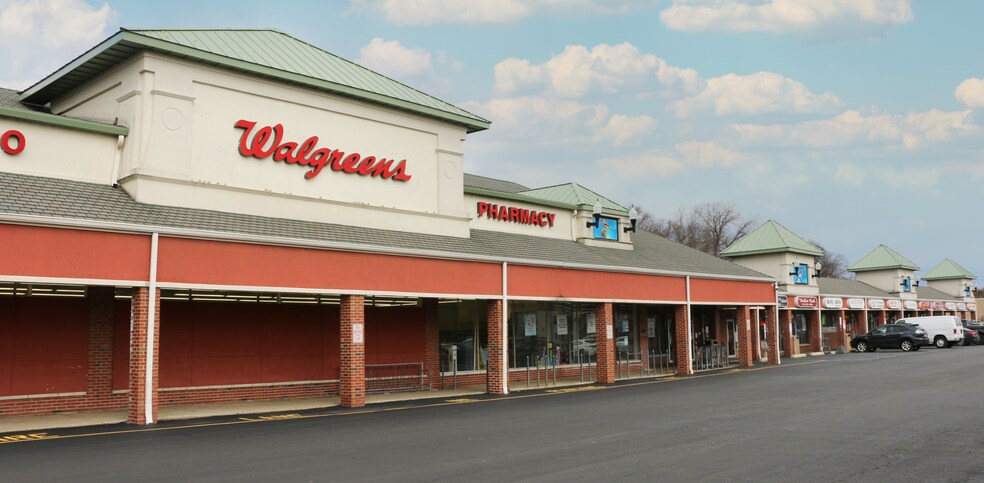 More Photos Of 397 US Highway 46, Fairfield Unknown For Lease