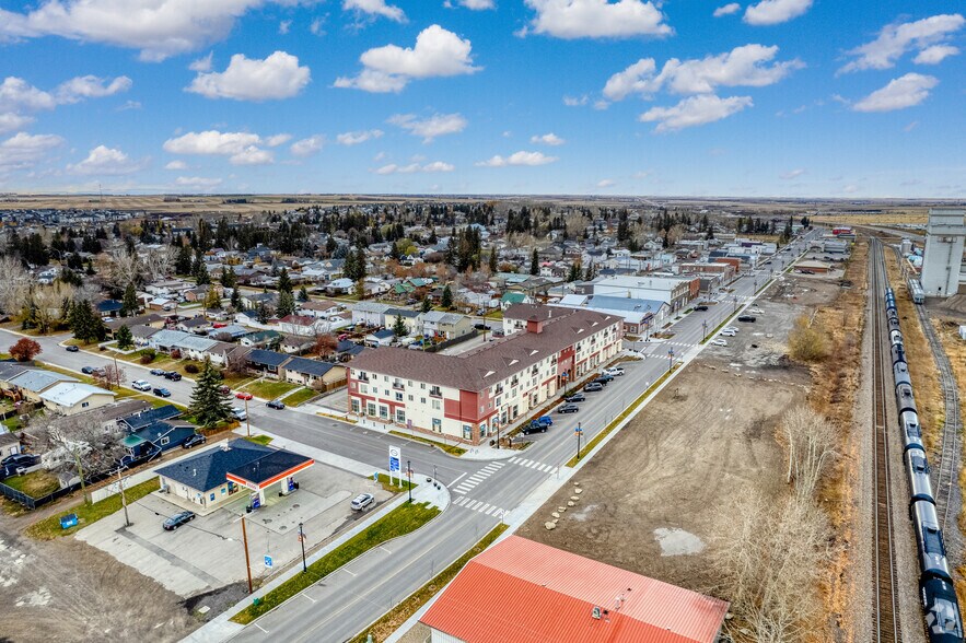 More Photos Of 1010 Railway St, Crossfield Apartments For Sale