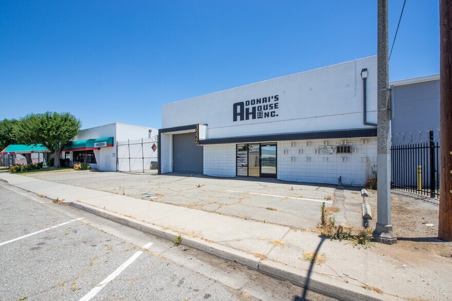 More Photos Of 3226 Franklin Ave, Riverside Manufacturing For Sale