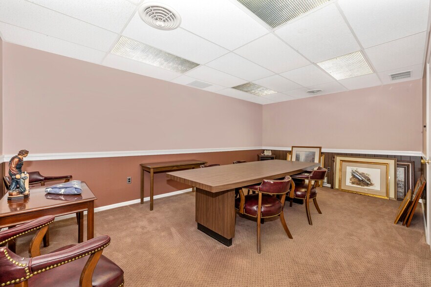 More Photos Of 61 W Lee St, Hagerstown Warehouse For Sale