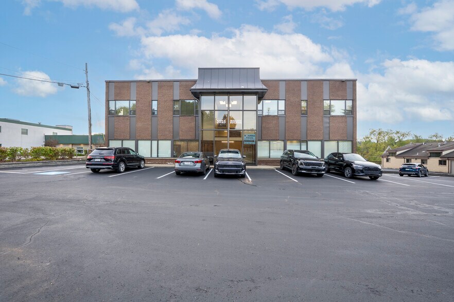 Primary Photo Of 3025 Washington Rd, McMurray Office For Lease