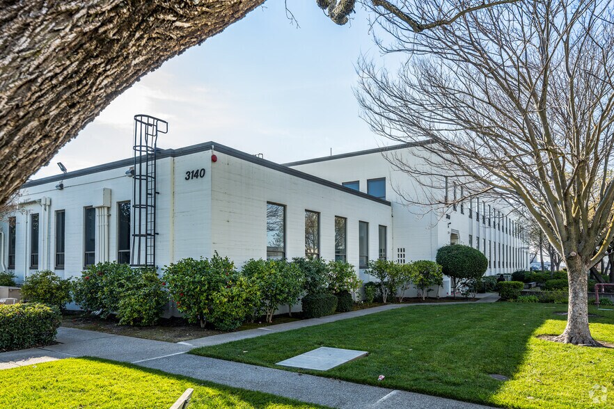 More Photos Of 3140 Peacekeeper Way, Mcclellan Office For Lease