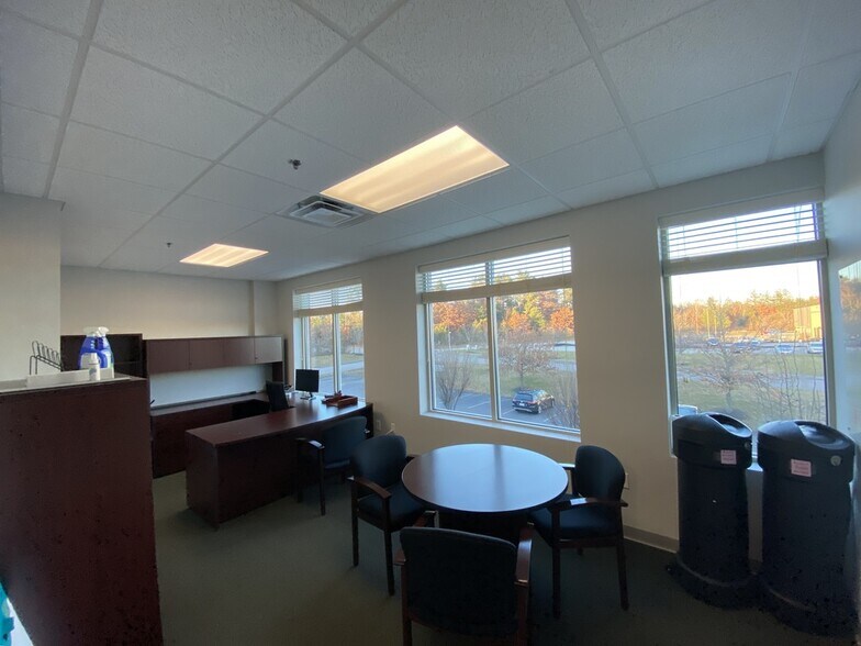 More Photos Of 42 Winter St, Pembroke Light Distribution For Sale