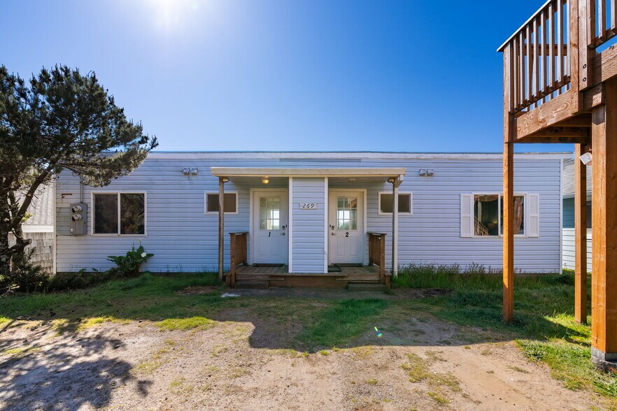 More Photos Of 259 S Pacific St, Rockaway Beach Specialty For Sale