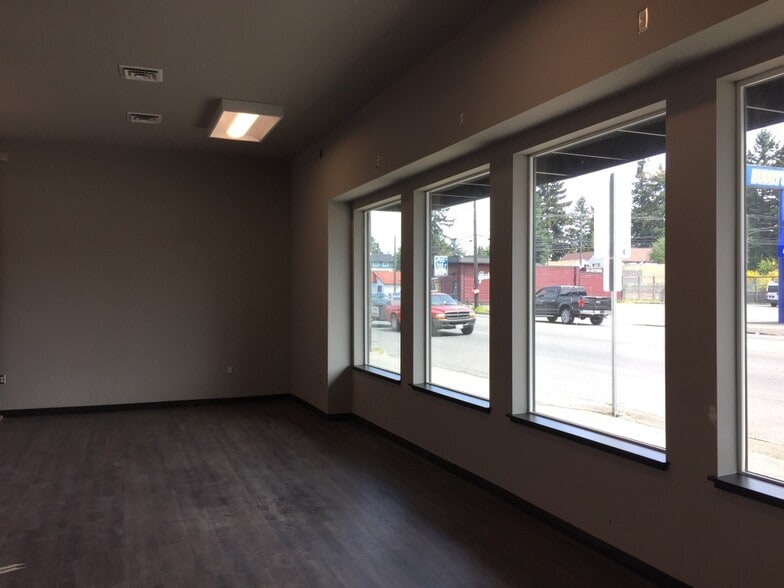 More Photos Of 8218 Pacific Ave, Tacoma Freestanding For Lease