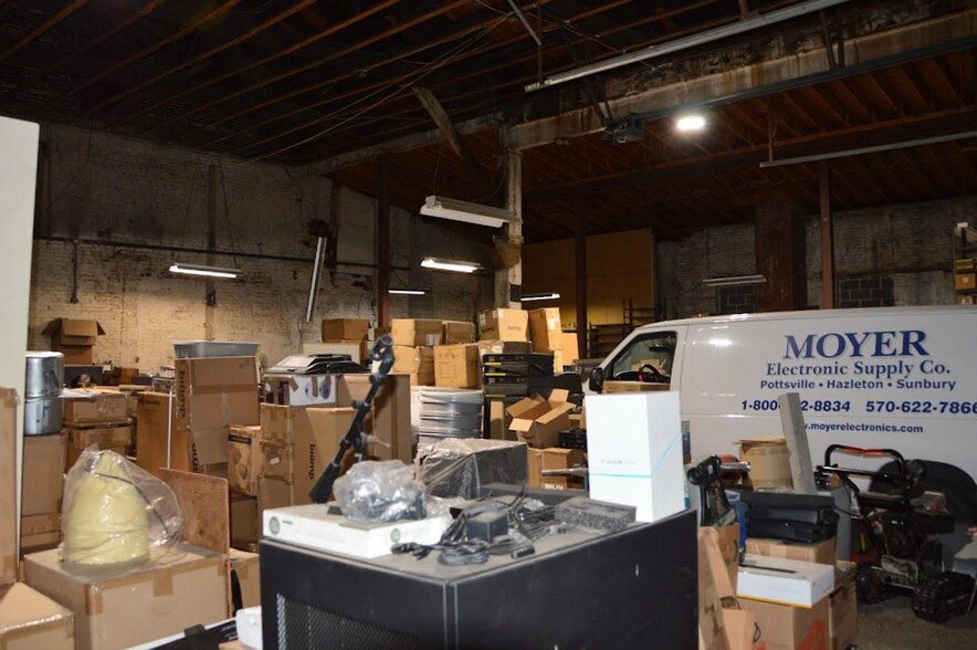 More Photos Of 330 E Norwegian St, Pottsville General Retail For Sale
