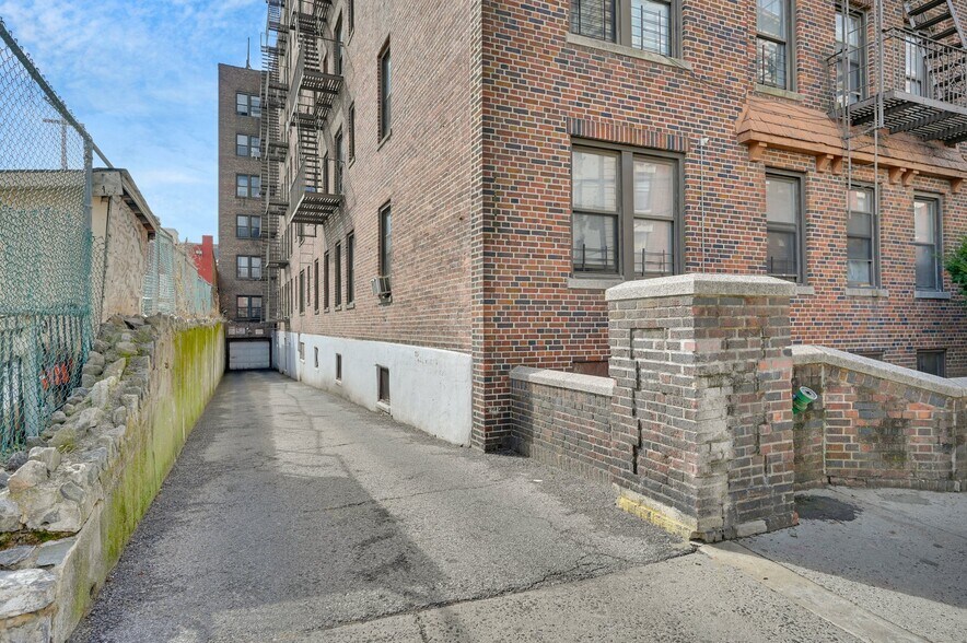 More Photos Of 26-30 Post St, Yonkers Apartments For Sale