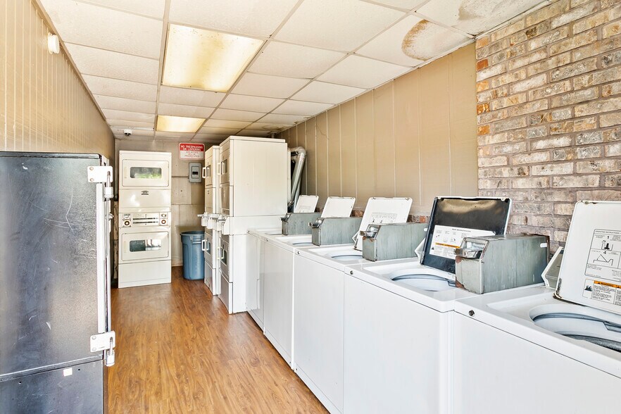 More Photos Of 4053 Mississippi Ave, Cahokia Apartments For Sale