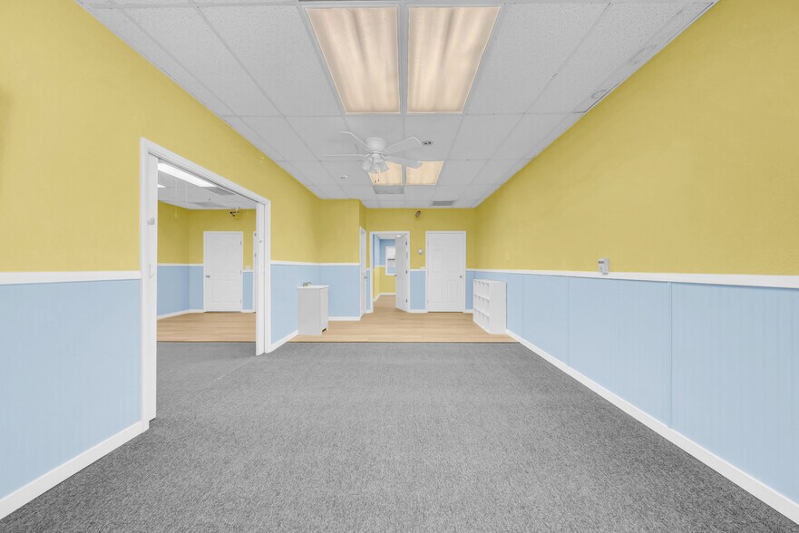 More Photos Of 1419 Sunset Point Rd, Clearwater Office For Sale