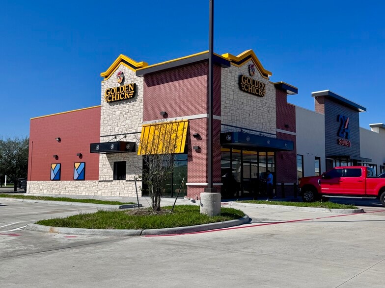 Primary Photo Of 11418 Sam Houston Pkwy E, Houston General Retail For Lease