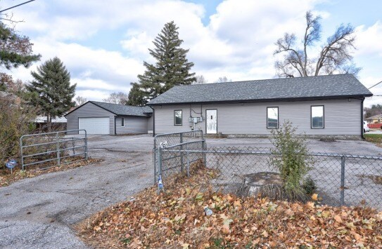 More Photos Of 5036 S 136th St, Omaha Office For Lease