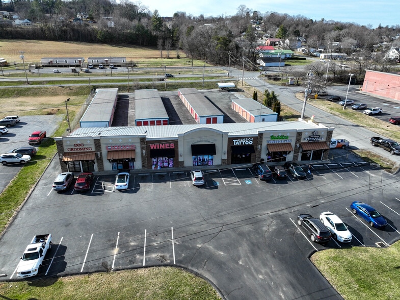 More Photos Of 1201 Highway 19E, Elizabethton Storefront Retail Office For Sale