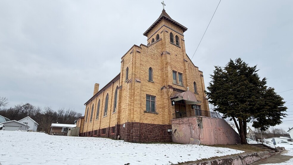 Primary Photo Of 300 Vandermark Rd, Nanticoke Religious Facility For Sale