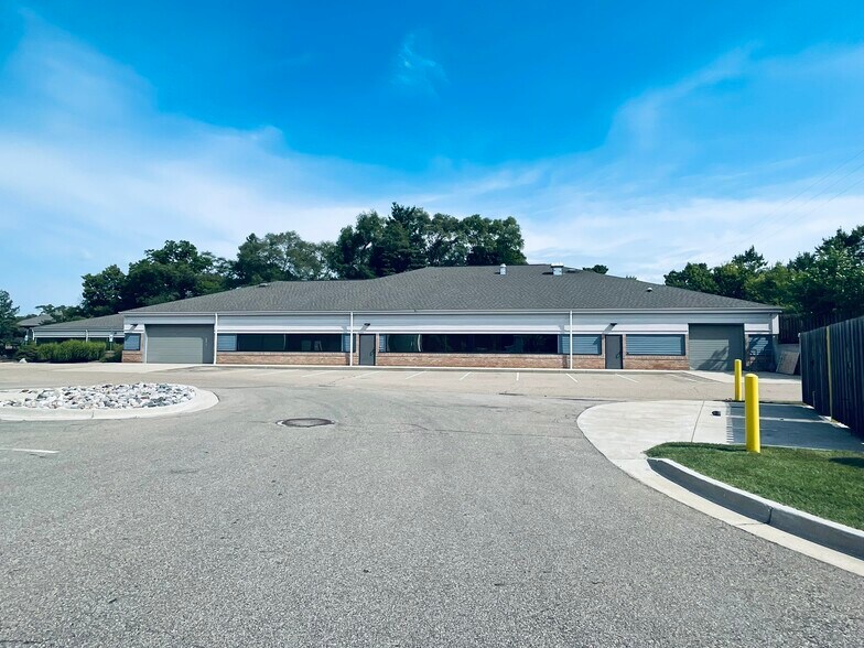 More Photos Of 1725 S Park St, Kalamazoo Medical For Sale