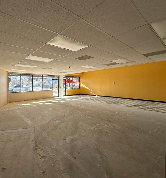 More Photos Of 10143 W Chatfield Ave, Littleton Storefront For Lease