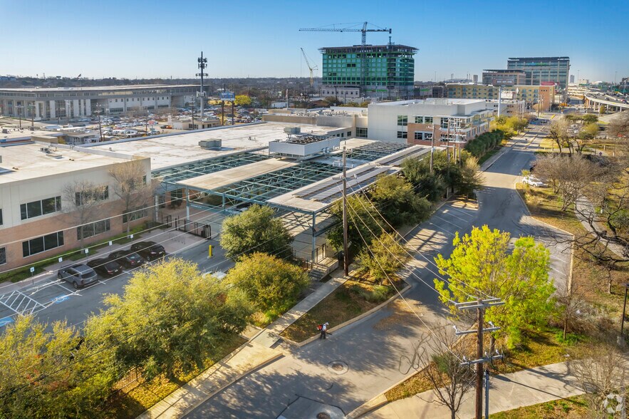 More Photos Of 2251 Broadway St, San Antonio Office For Lease