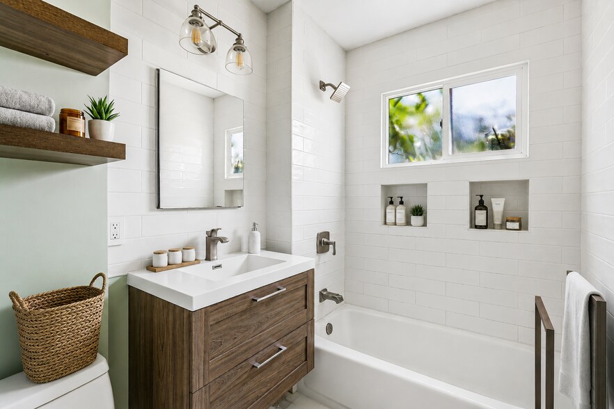 More Photos Of 3378 N Mountain View Dr, San Diego Apartments For Sale
