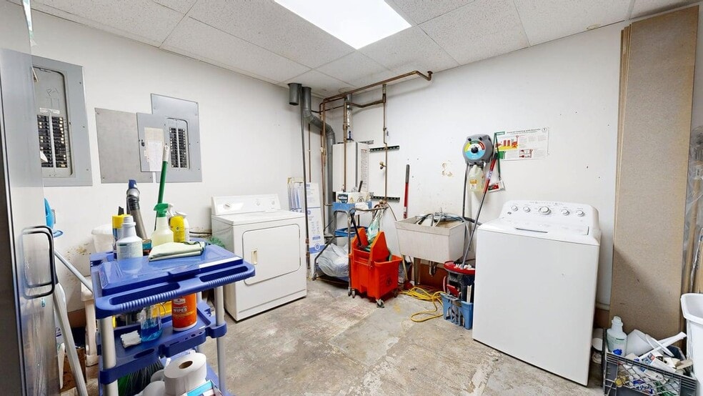 More Photos Of 831 Cerise Rd, Billings Warehouse For Sale