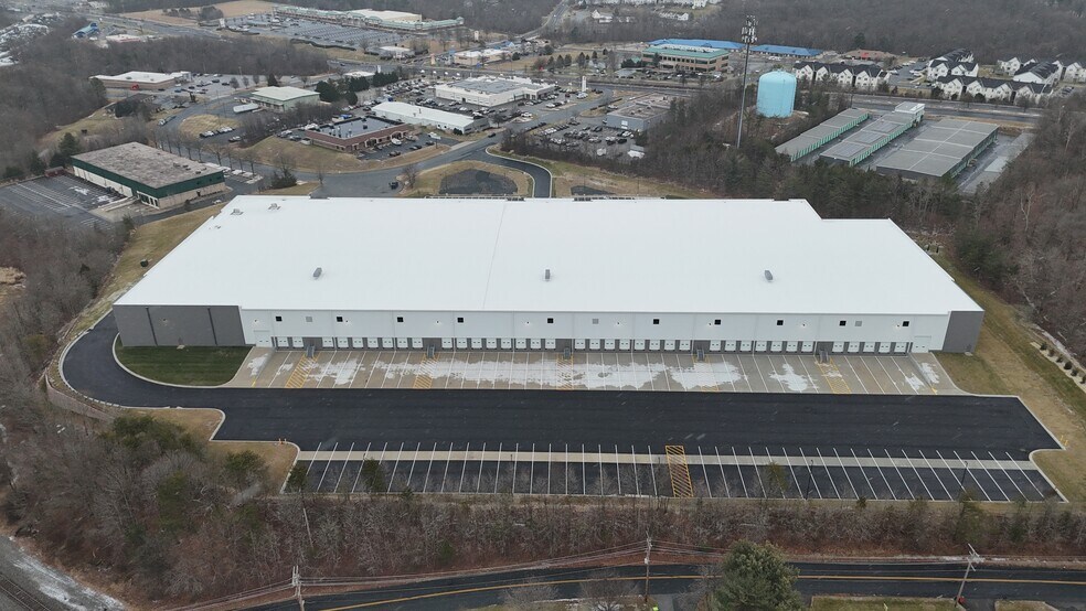 More Photos Of 1300 Business Center Way, Edgewood Warehouse For Lease