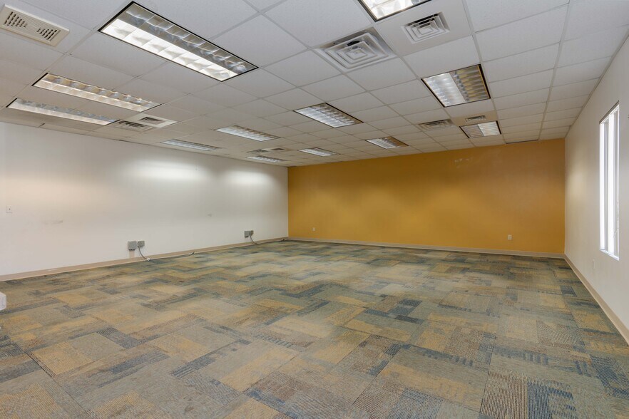 More Photos Of 402 Washington Ave, Iron River Bank For Sale