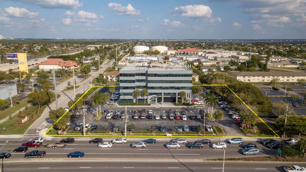 More Photos Of 2503 Del Prado Blvd S, Cape Coral Medical For Lease