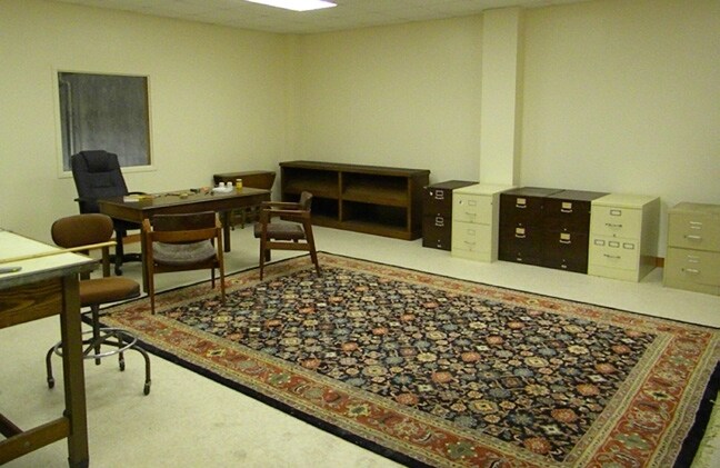 More Photos Of 6305 Beverlyhill St, Houston Warehouse For Sale