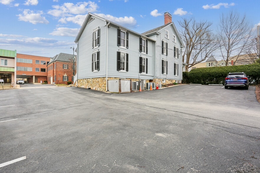 More Photos Of 101 S Washington St, Rockville Office For Sale