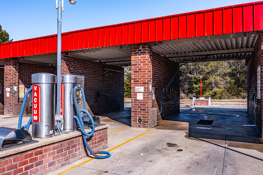 More Photos Of 1843 George Washington Memorial Hwy, Gloucester Point Carwash For Sale