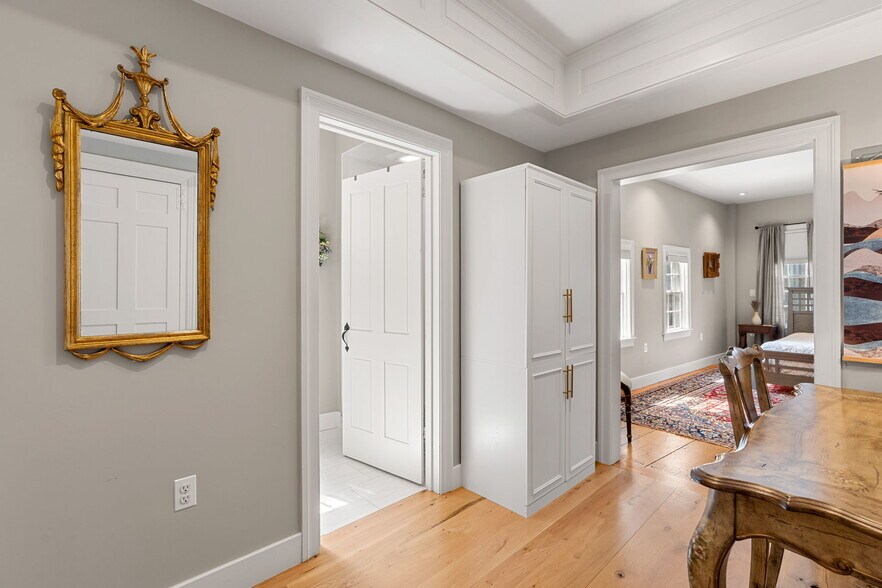 More Photos Of 314 Essex St, Salem Specialty For Sale