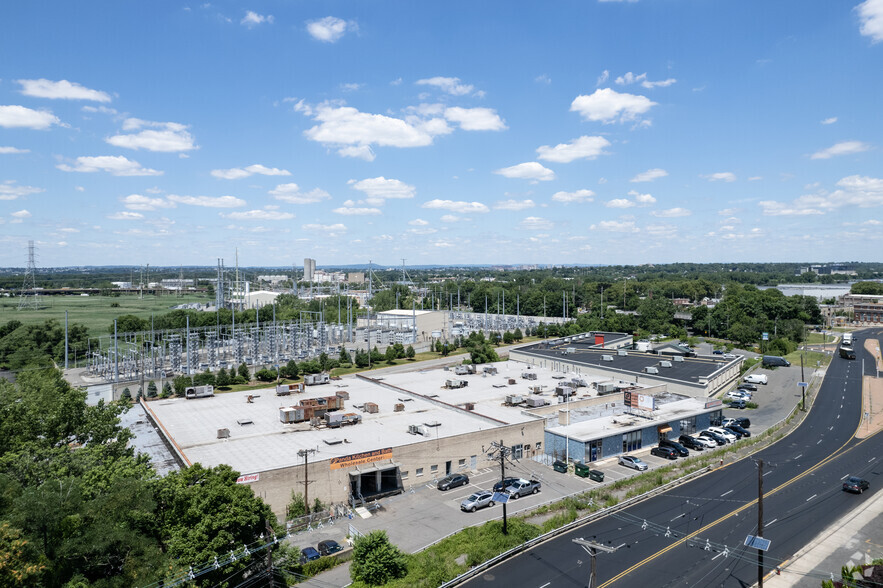 Primary Photo Of 501 Broad Ave, Ridgefield Warehouse For Lease