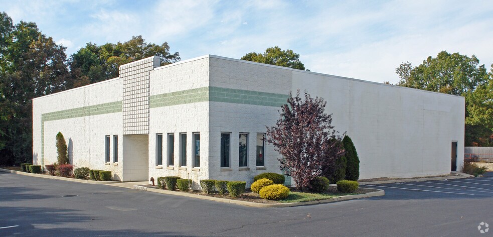 Primary Photo Of 1687 Church St, Holbrook Warehouse For Sale