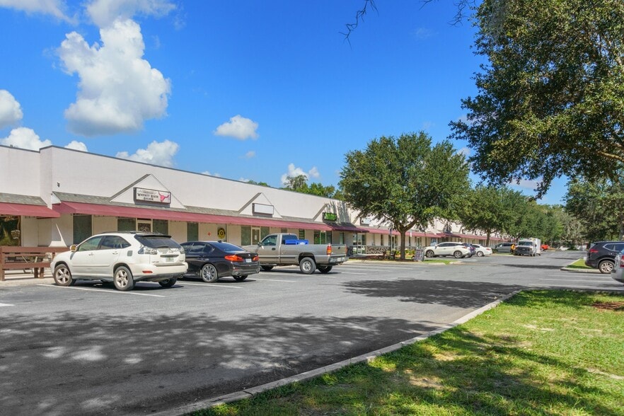 More Photos Of 3451 E Louise Ln, Hernando General Retail For Lease