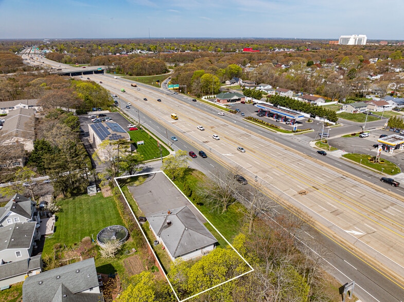 More Photos Of 3250 Sunrise Hwy, Islip Terrace Medical For Sale