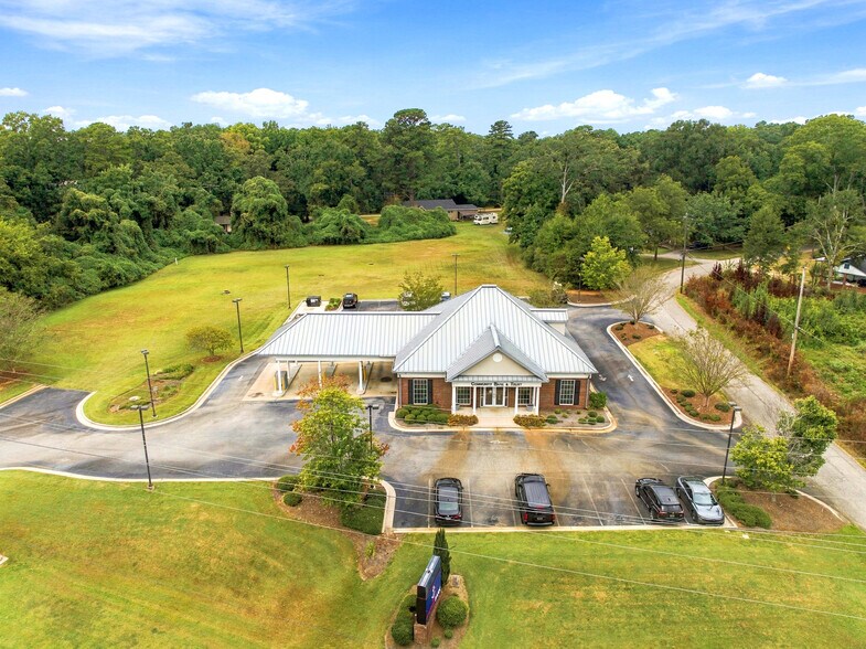 More Photos Of 2092 West Point Rd, Lagrange Bank For Sale