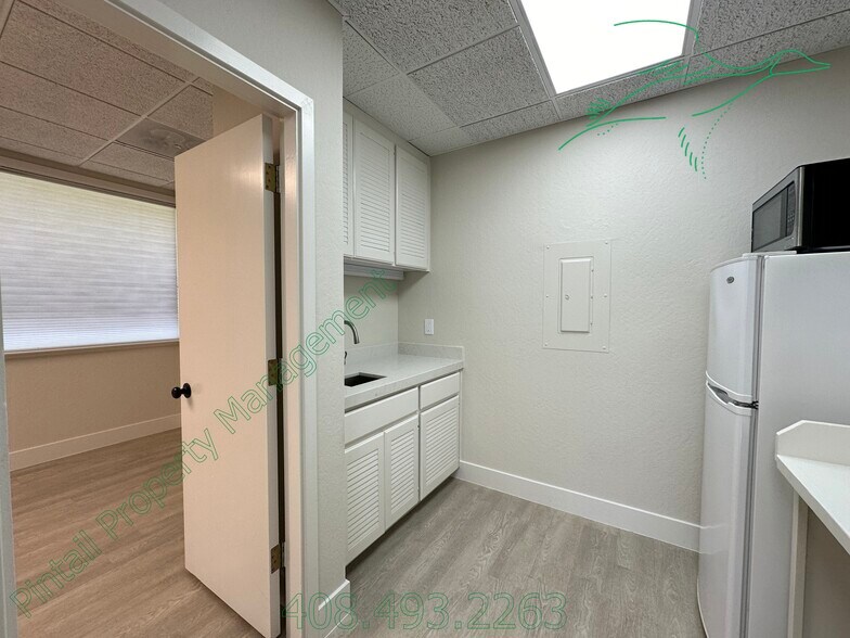 More Photos Of 150 E Campbell Ave, Campbell Loft Creative Space For Lease