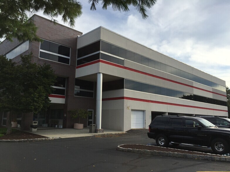 More Photos Of 1211 Hamburg Tpke, Wayne Medical For Lease