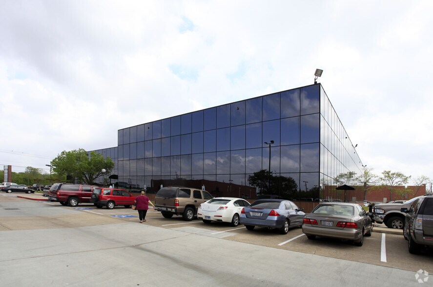 More Photos Of 17448 SH 3, Webster Medical For Lease