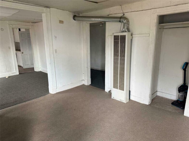 More Photos Of 99 Robinson St, Binghamton Multifamily For Sale