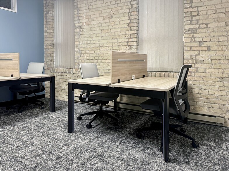 More Photos Of 93 Lombard Av, Winnipeg Coworking Space