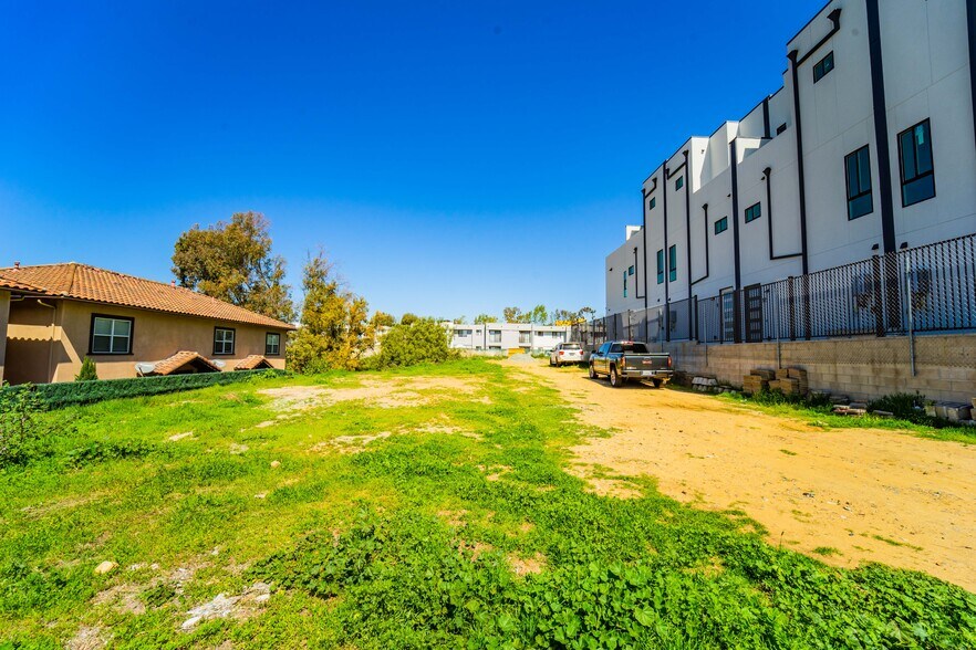 More Photos Of 0 E St, San Diego Land For Sale