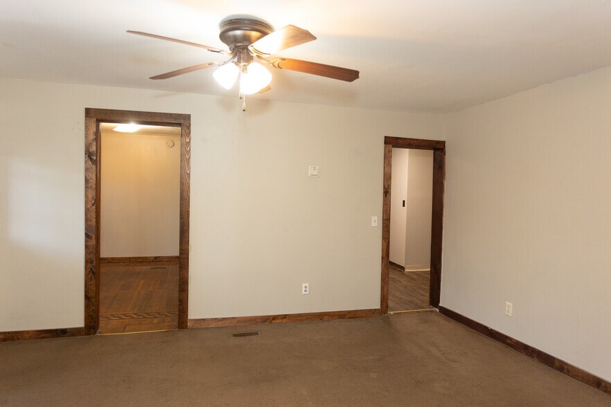 More Photos Of 125 E Main St, Titusville Apartments For Sale