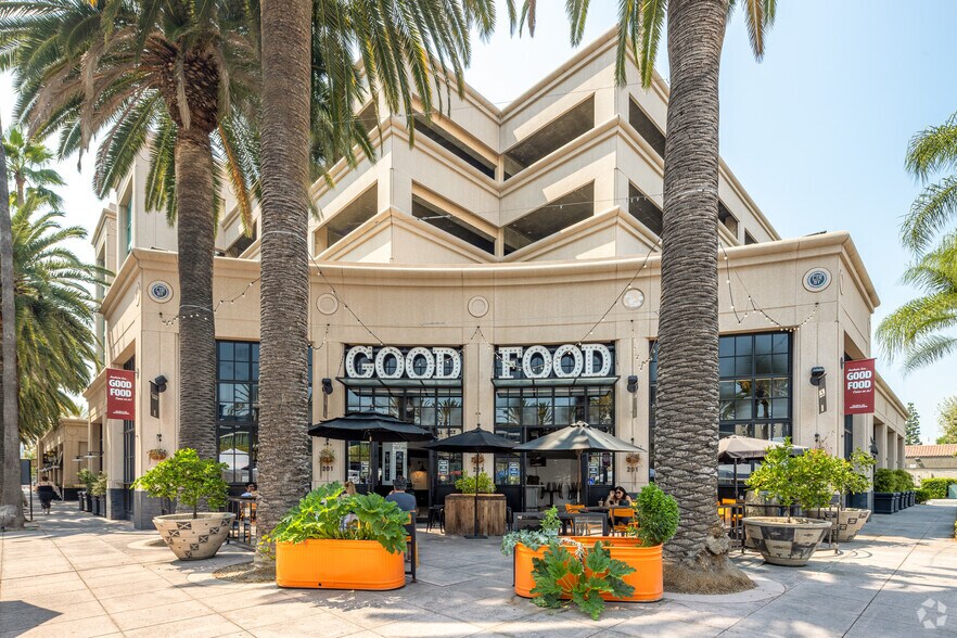 More Photos Of 131-195 W Center Street Promenade, Anaheim Storefront For Sale