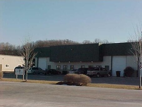 Primary Photo Of 1801-1803 Holian Dr, Spring Grove Manufacturing For Lease