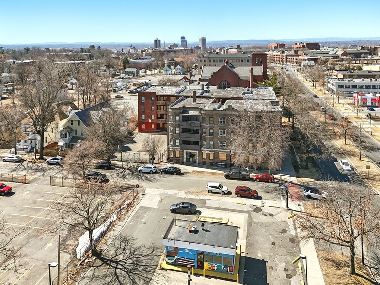 More Photos Of 671 State St, Springfield Convenience Store For Sale