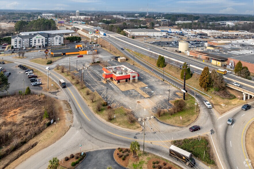 More Photos Of 100 Simuel Rd, Spartanburg Restaurant For Sale