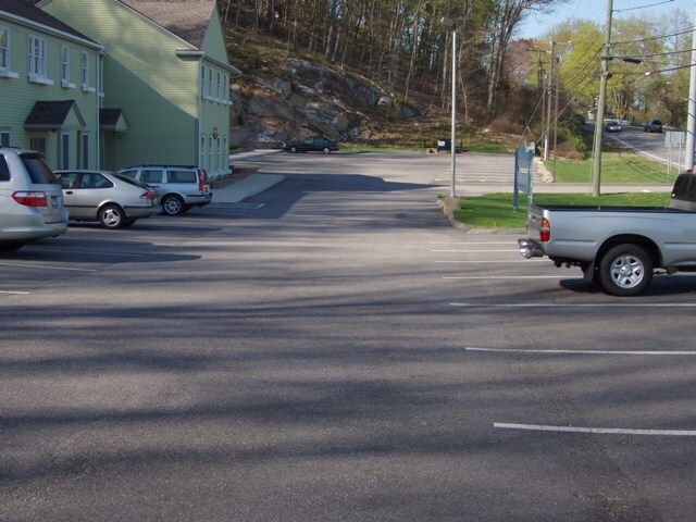 More Photos Of 620 Norwich New London Tpke, Uncasville Office For Lease